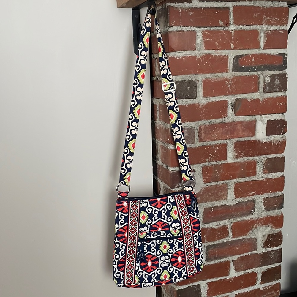 10x11 Vera Bradley Crossbody Bag